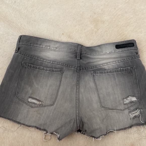 Articles of Society Gray Denim Shorts Size 29 - Picture 3 of 3